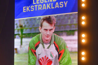 Jacek Magiera uhonorowany na Gali Ekstraklasy. Jego brat ze sceny rozłożył wszystkich