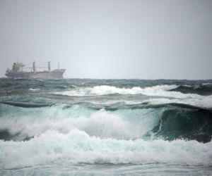 Pilne ostrzeżenie IMGW: silny wiatr uderzy w Pomorze! Sprawdź, gdzie będzie najgorzej