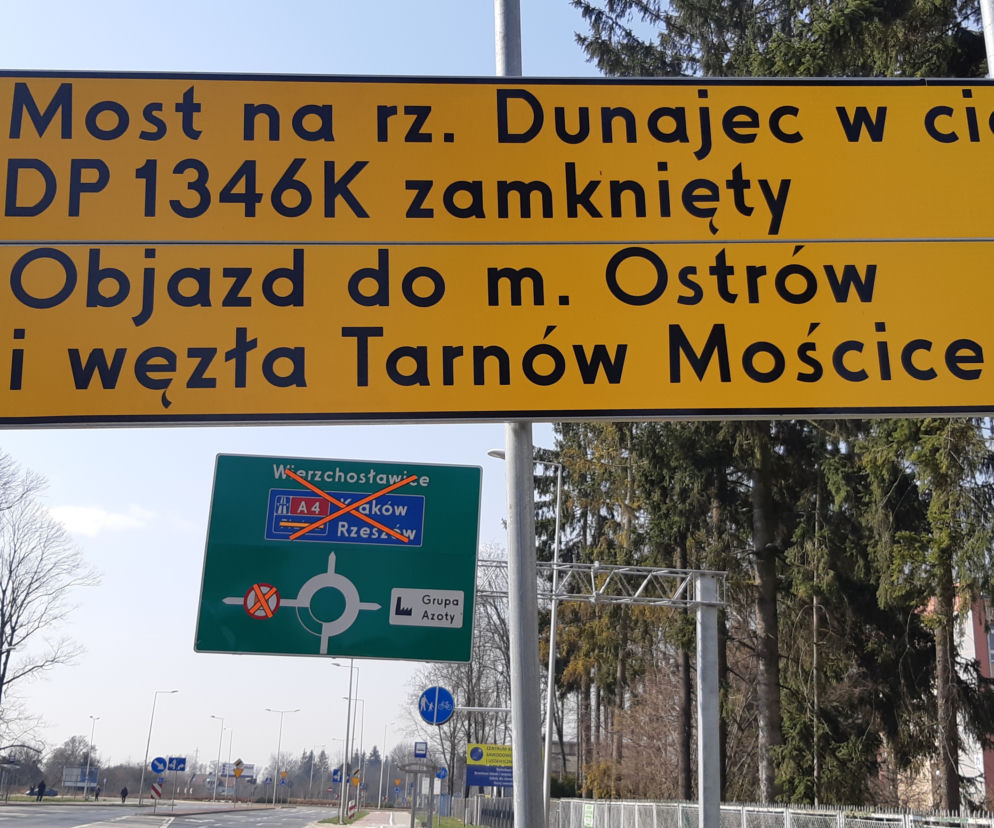 Objazd mostu w Ostrowie