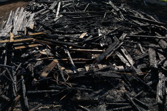 Krzyż przetrwał inferno. Zadziałała opatrzność?