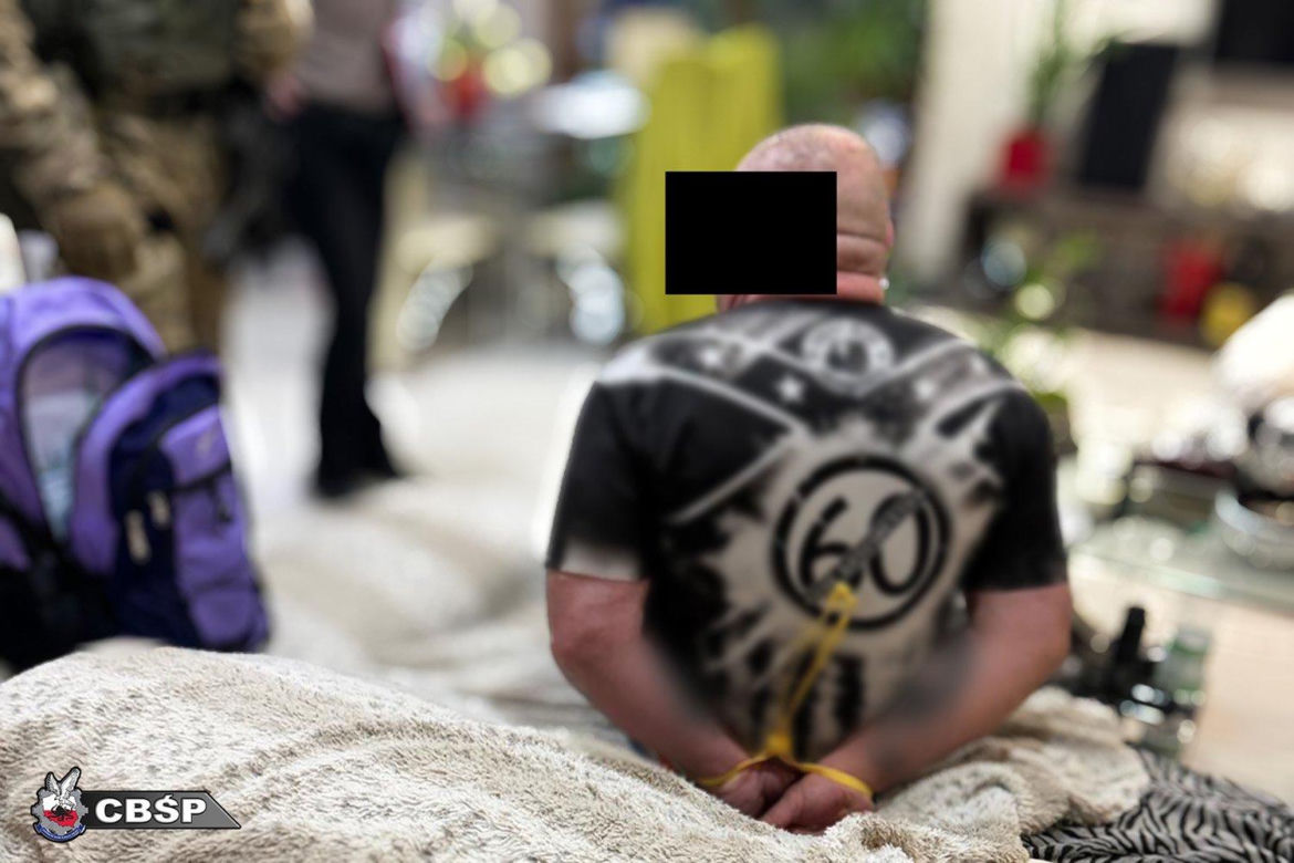 Międzynarodowy gang terroryzował dewelopera