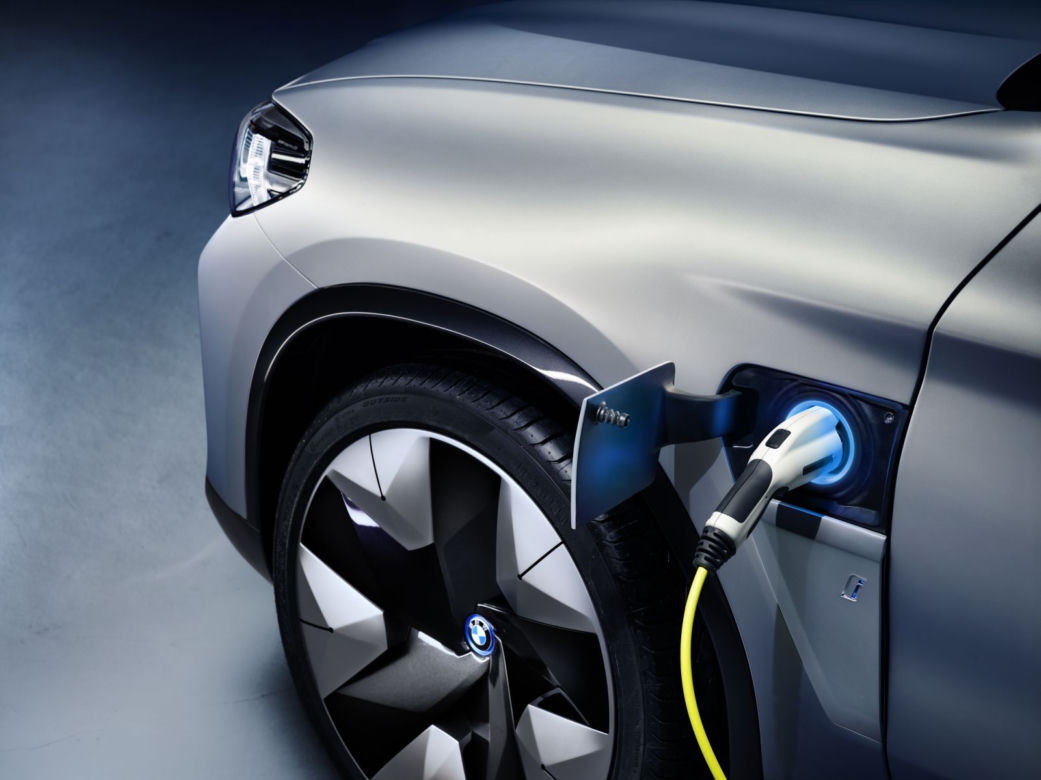 Elektryczne BMW iX3