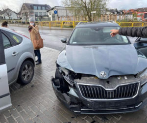 Uber przydzwonił na czerwonym. Ręce opadają