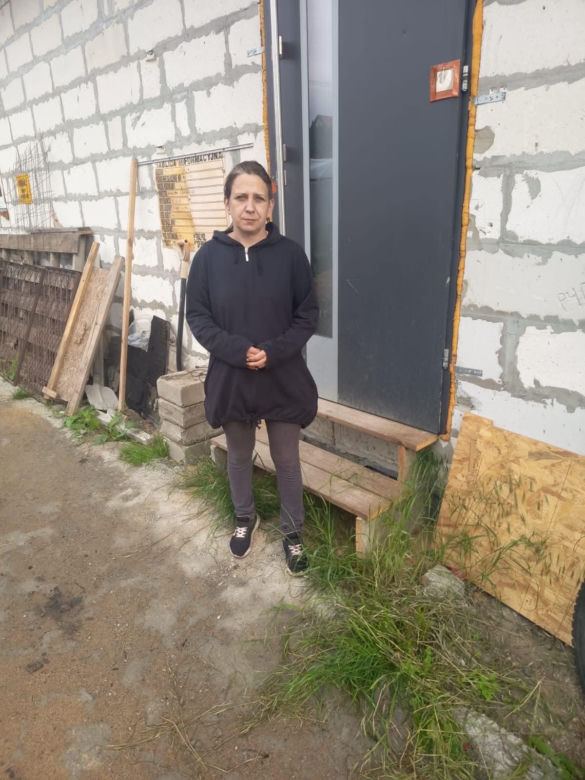 Mama zadłużyła się, by ratować syna. Dziś komornik chce zabrać im dom