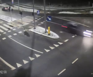 Pijany pirat wjechał w dom