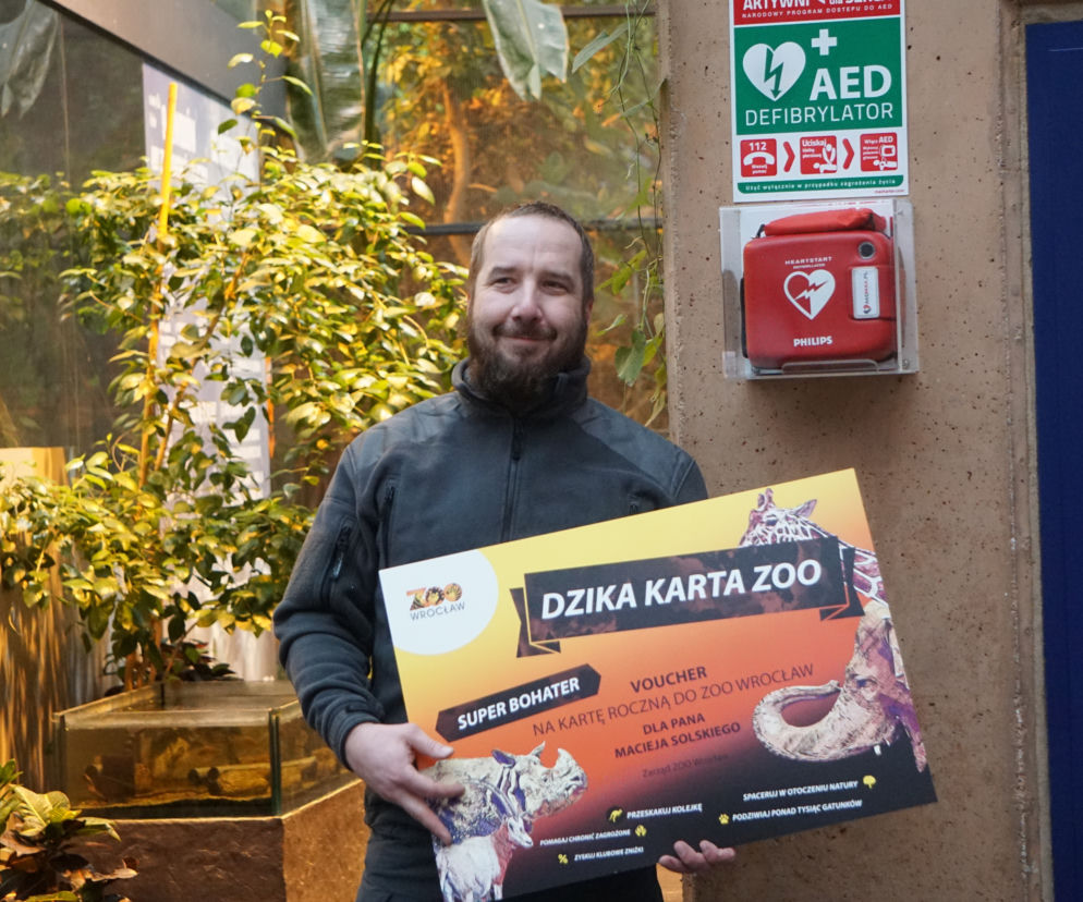 Pracownicy zoo i ratownik medyczny uratowali życie mężczyzny