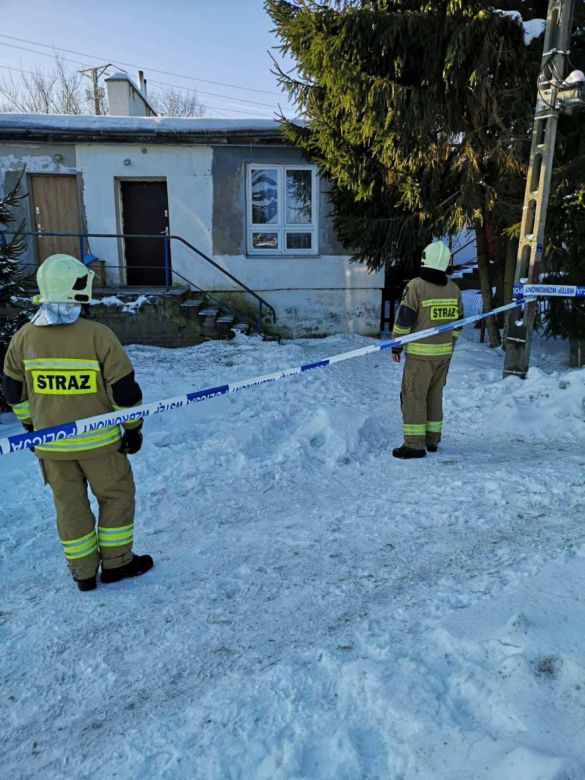 Orneta: Wybuch gazu w domu wielorodzinnym. 45-latek nie żyje, pięć osób ewakuowanych