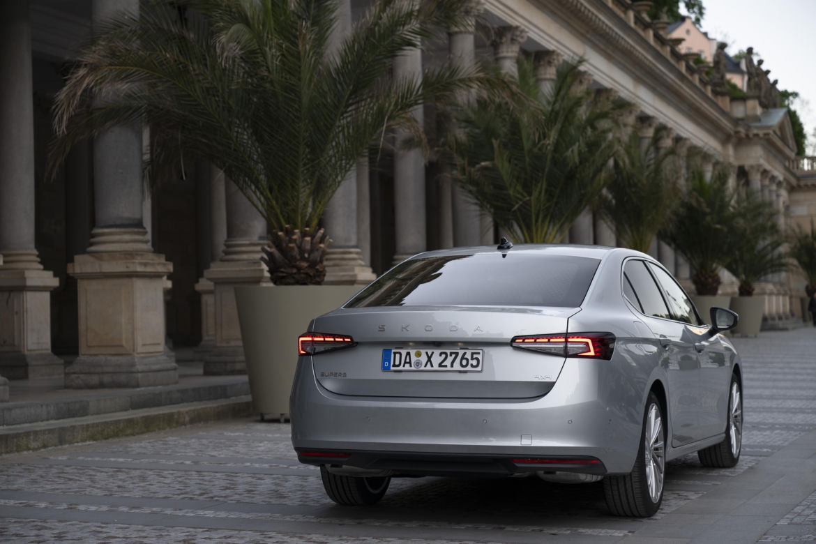 Nowa Škoda Superb