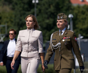 Marta Nawrocka w kostiumie na Święcie Wojska Polskiego. Czym pierwsza dama zaskoczy w tym roku? 