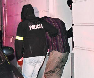 Zamordował prezydenta wojskowym nożem. Był szalony, powinien siedzieć.