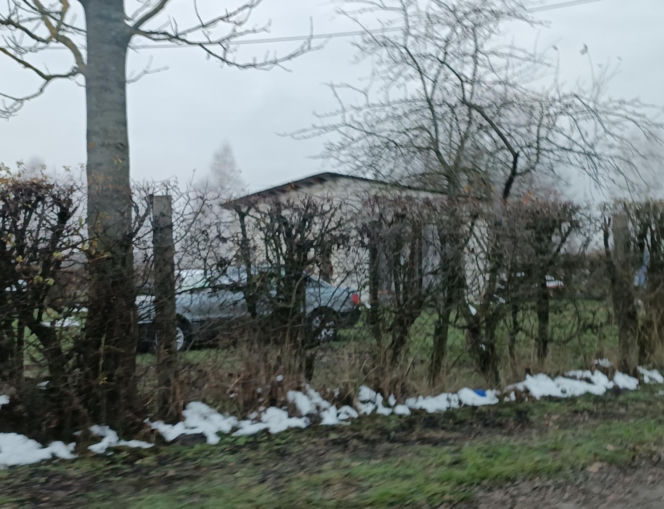 Radek i Robert byli nierozłączni. Skryli się przed mrozem, zabiły ich spaliny