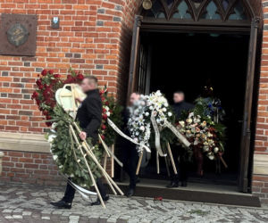 Pogrzeb braci, którzy zginęli w katastrofie śmigłowca pod Rzeszowem