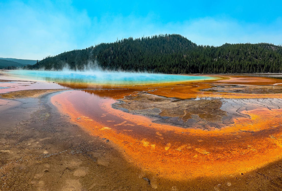 Nowy otwór w superwulkanie w Yellowstone! Gigant budzi się do życia?