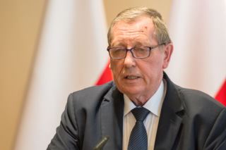 Wysowa. Dwumetrowy pomnik polityka PiS? Jednak nie. Co z odlanym monumentem?