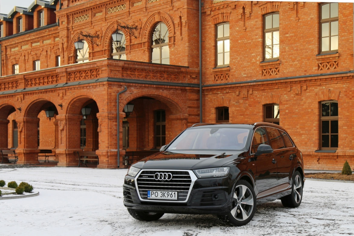 Audi Q7 3.0 V6 TFSI 333 KM Tiptronic quattro