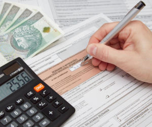 Ważny termin dla emerytów. ZUS może zmniejszyć świadczenie