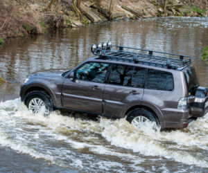 Mitsubishi Pajero lifting 2015