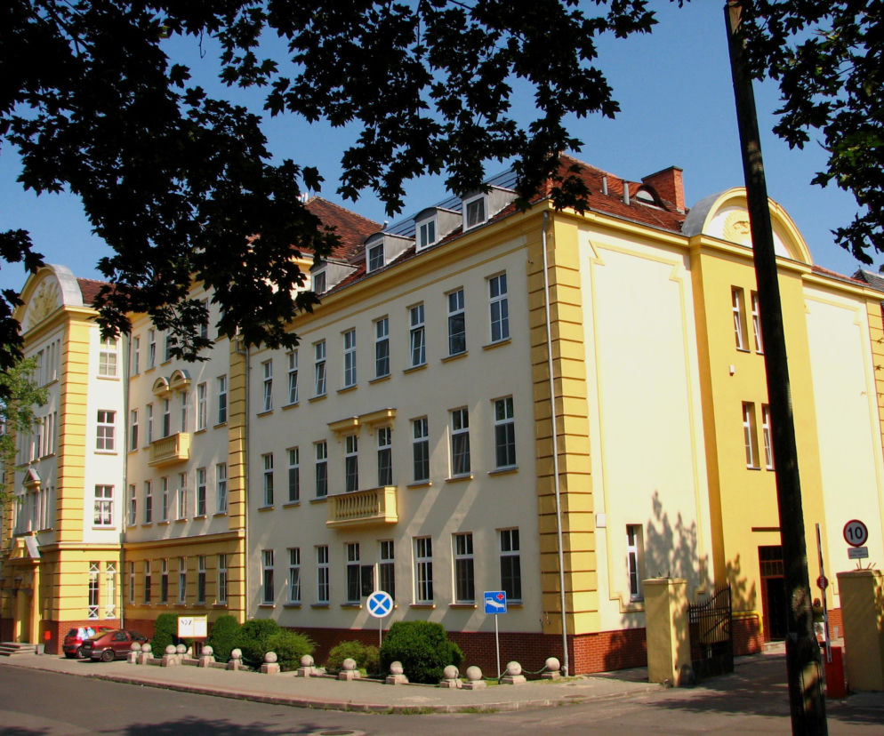 Szpital Powiatowy w Rawiczu wstrzymał przyjęcia pacjentów na oddział wewnętrzny 