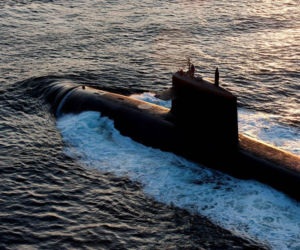 Wojna pałaców o atomowy guzik. Czyj parasol nuklearny ochroni Polskę: francuski czy amerykański?