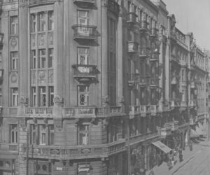 Widok ogólny. Na pierwszym planie Hotel Polonia, 1922 - 1939