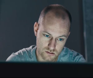 Film o prawdziwym życiu i życiu na Facebooku