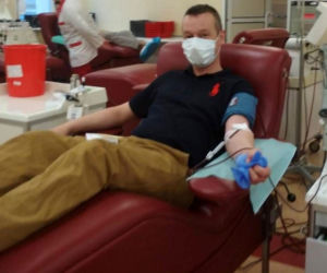 Pokonał koronawirusa, a teraz z nim walczy. Policjant z Lublina już dwa razy oddał osocze