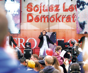 Lewica świętuje na pochodach