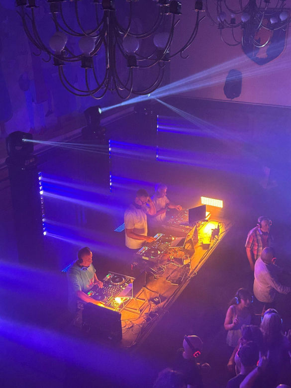 To pierwsza taka impreza w Olsztynie. Tłumy na Silent Disco w… ratuszu