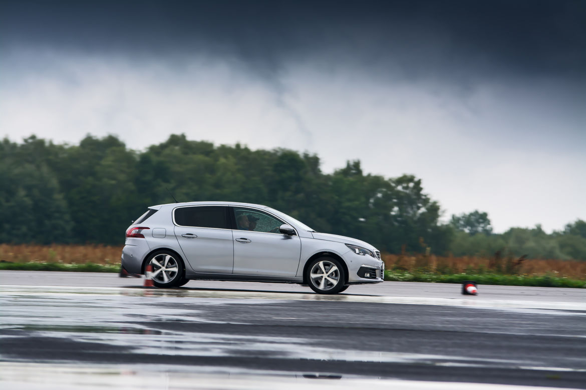 Peugeot 308 FL 1.6 BlueHDI Business Line