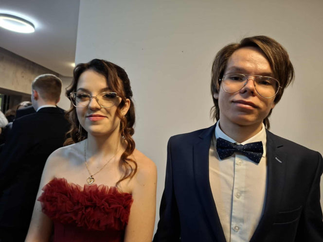 Studniówka 2026 maturzystów II LO w Starachowicach