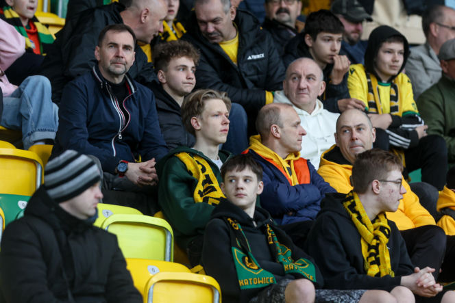GKS Katowice - Lechia Gdańsk: Zdjęcia kibiców i zawodników z meczu 25. kolejki PKO BP Ekstraklasy