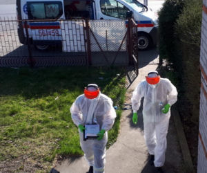 Tak służby przyjeżdżają po próbki