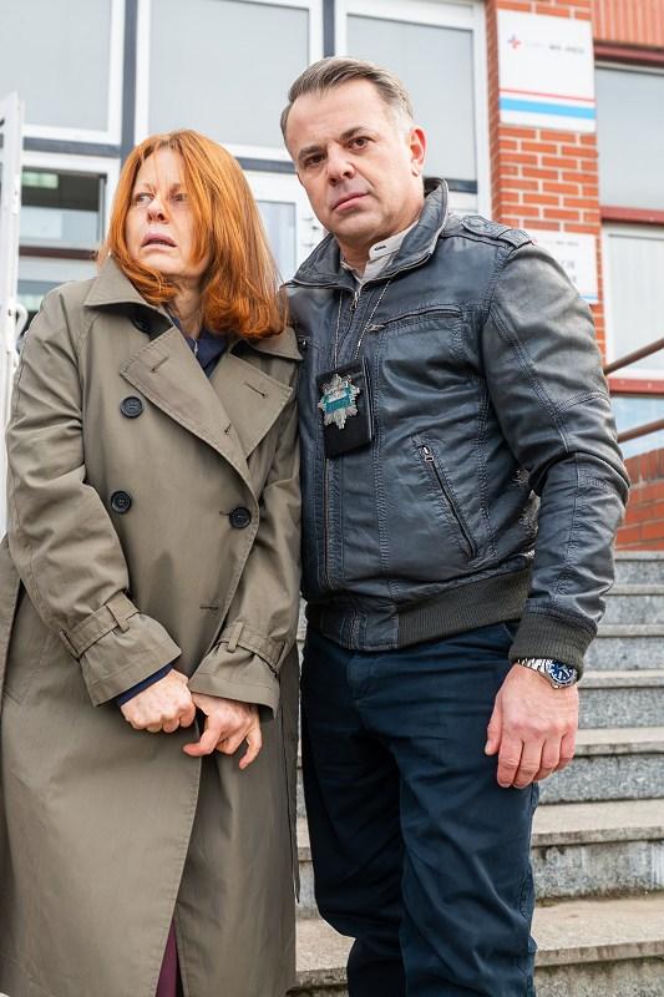 "Pierwsza miłość": powstaje fanklub Teresy i Mateusza... Historia ich zakazanej miłości zyskuje fanów