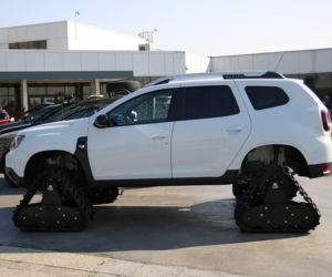 Dacia Duster na gąsienicach