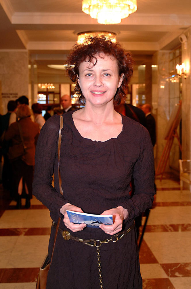 Pamiętacie jej debiut w "Czterdziestolatku"? Tak przez dekady zmieniała się Joanna Szczepkowska