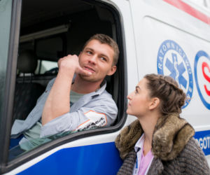 Lekarze 4 sezon odcinek 1 (odc. 40). Filip (Andrzej Niemyt), Beata (Agnieszka Więdłocha)