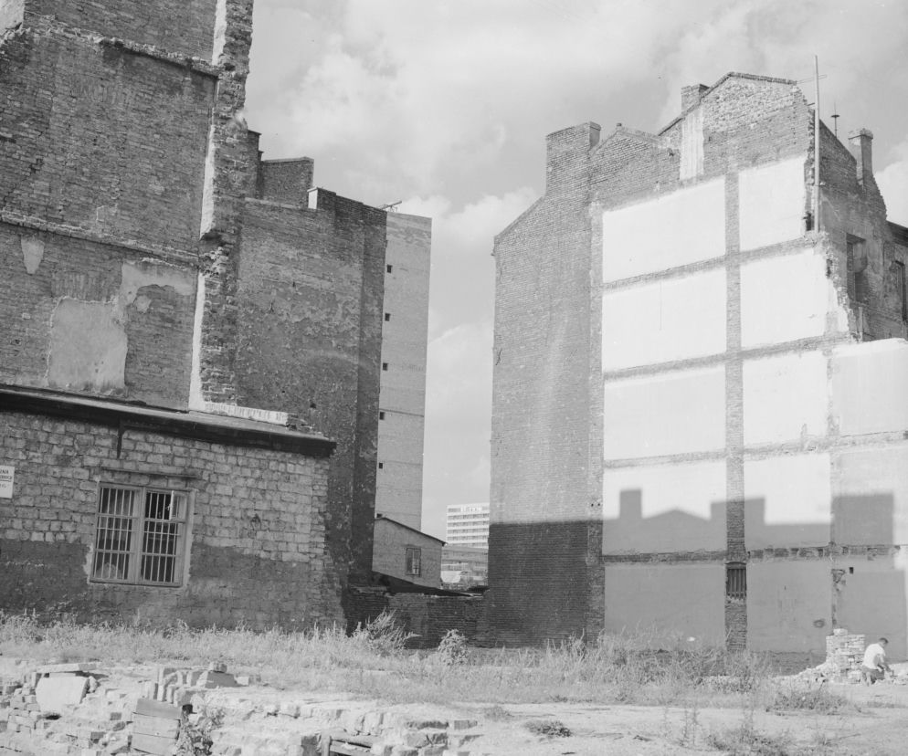 Tak kiedyś wyglądała ul. Złota! (1966)
