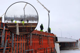 Nowy most powstaje w Warszawie. Nawet zimą budowa nie stoi w miejscu