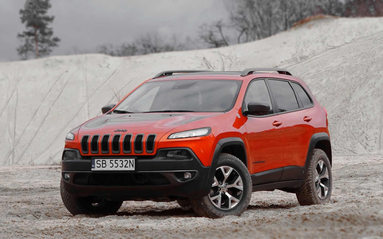 Jeep Cherokee Trailhawk V6 3.2 AT9 4x4
