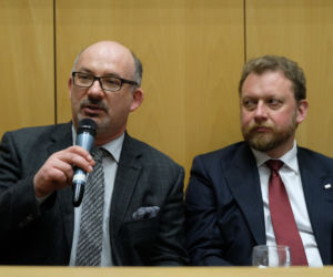 Pionierska operacja gardła Tymka