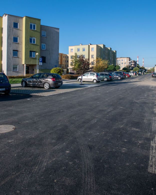 Nowa nawierzchnia, chodniki i zieleń. Kiedy skończy się remont ulicy Wojewódzkiej?