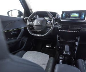 Peugeot e-2008 GT 136 KM
