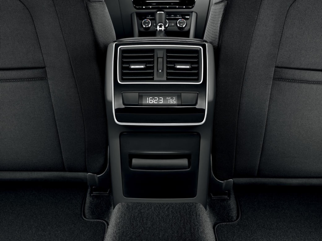 Nowa Skoda Superb Combi