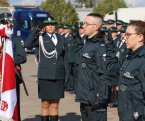 Olsztyn. Mamy 39 nowych funkcjonariuszy Służby Celno-Skarbowej. Złożyli już uroczyste ślubowanie [ZDJĘCIA]