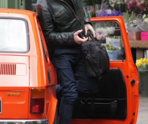 Chris Evans jeździ Maluchem
