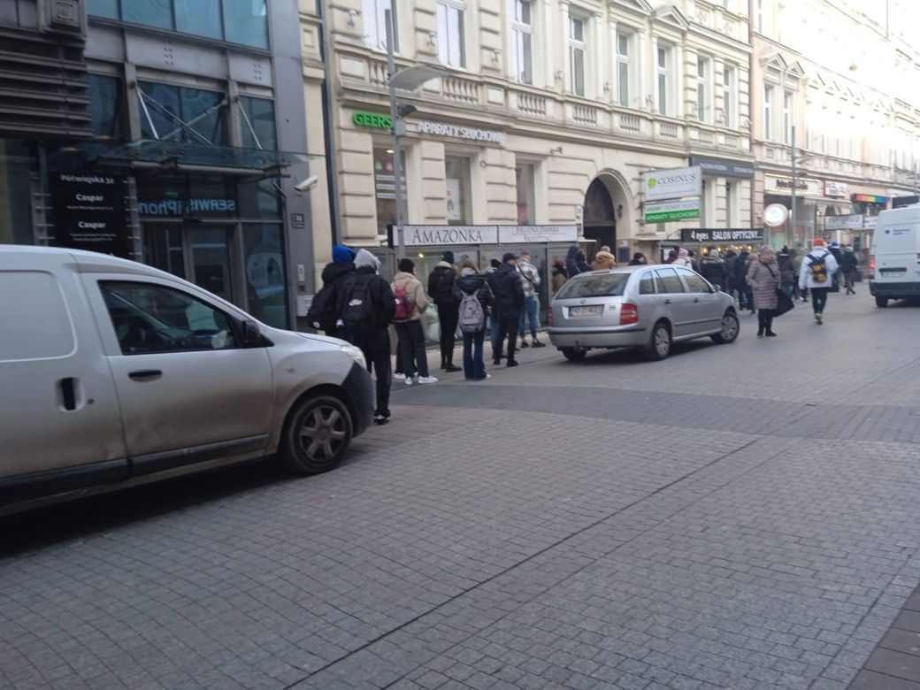 Kolejki za pączkami w Poznaniu
