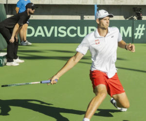 Australian Open: Hubert Hurkacz poza turniejem! Zaskakująca porażka z Nathanem Quinnem