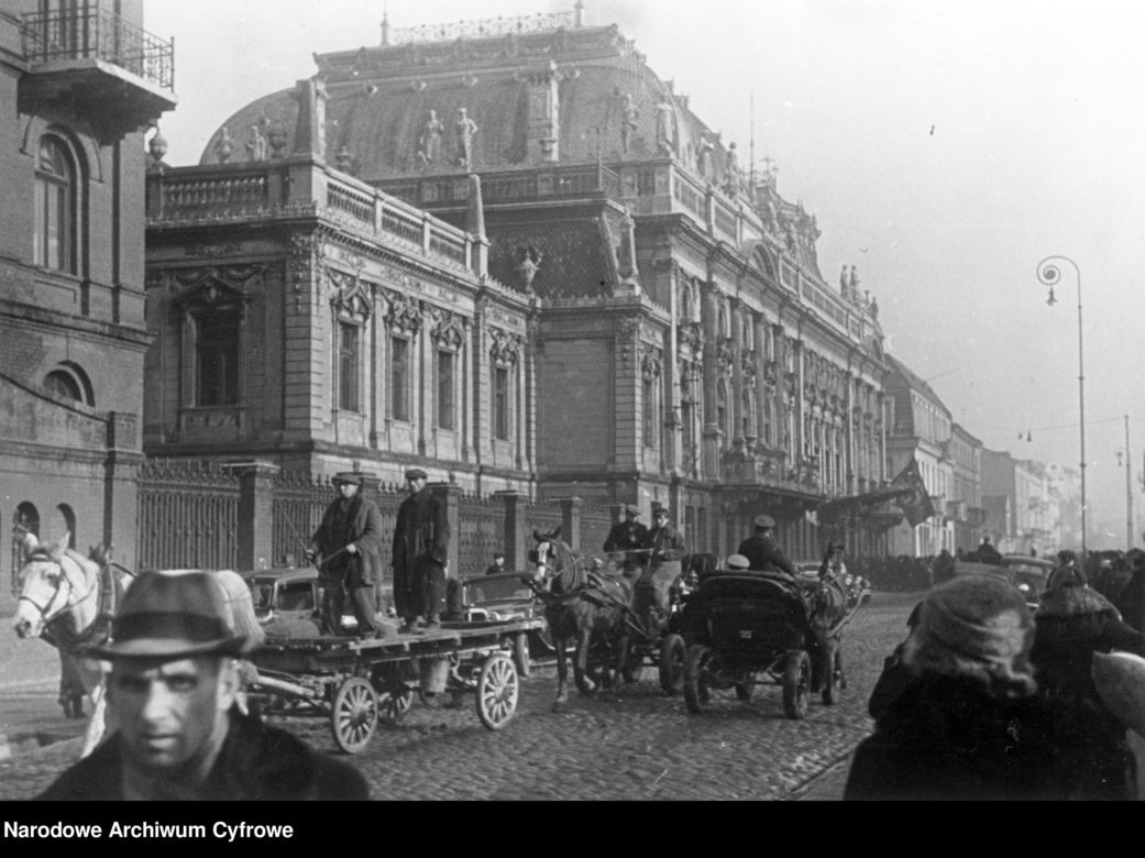 Łódź. Urząd Wojewódzki mieszczący się w pałacu Poznańskiego przy ul. Ogrodowej /1939