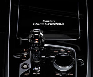BMW X7 Edition Dark Shadow