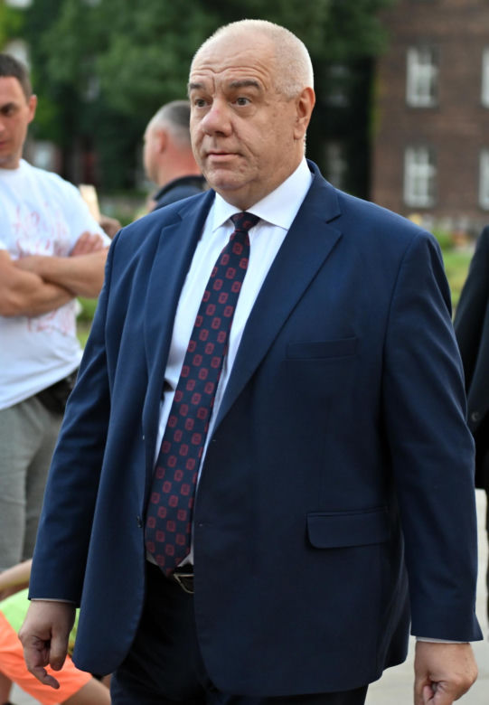 Jacek Sasin wprost nie do poznania! Zgubił już prawie 40 kg w pół roku! Jak to zrobił?